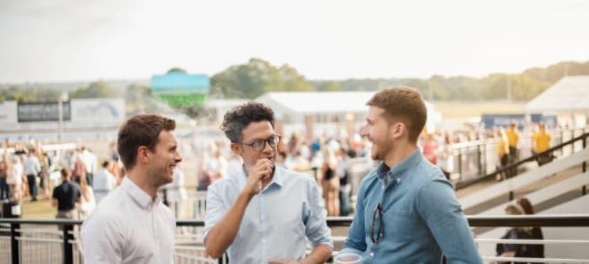 Why trực tiếp bóng đá draws crowds and how short and long term effects of e cigarettes shape fan health and policy decisions