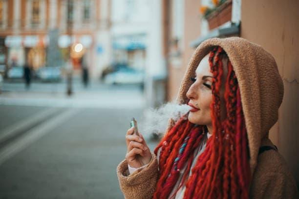 Understanding nhà cái uy tín while answering are e cigarettes and vapes the same A balanced consumer guide to trust and vaping